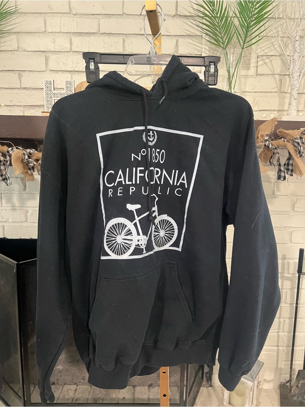 Gildan Black Hoodie with White California Republic Bicycle Graphic